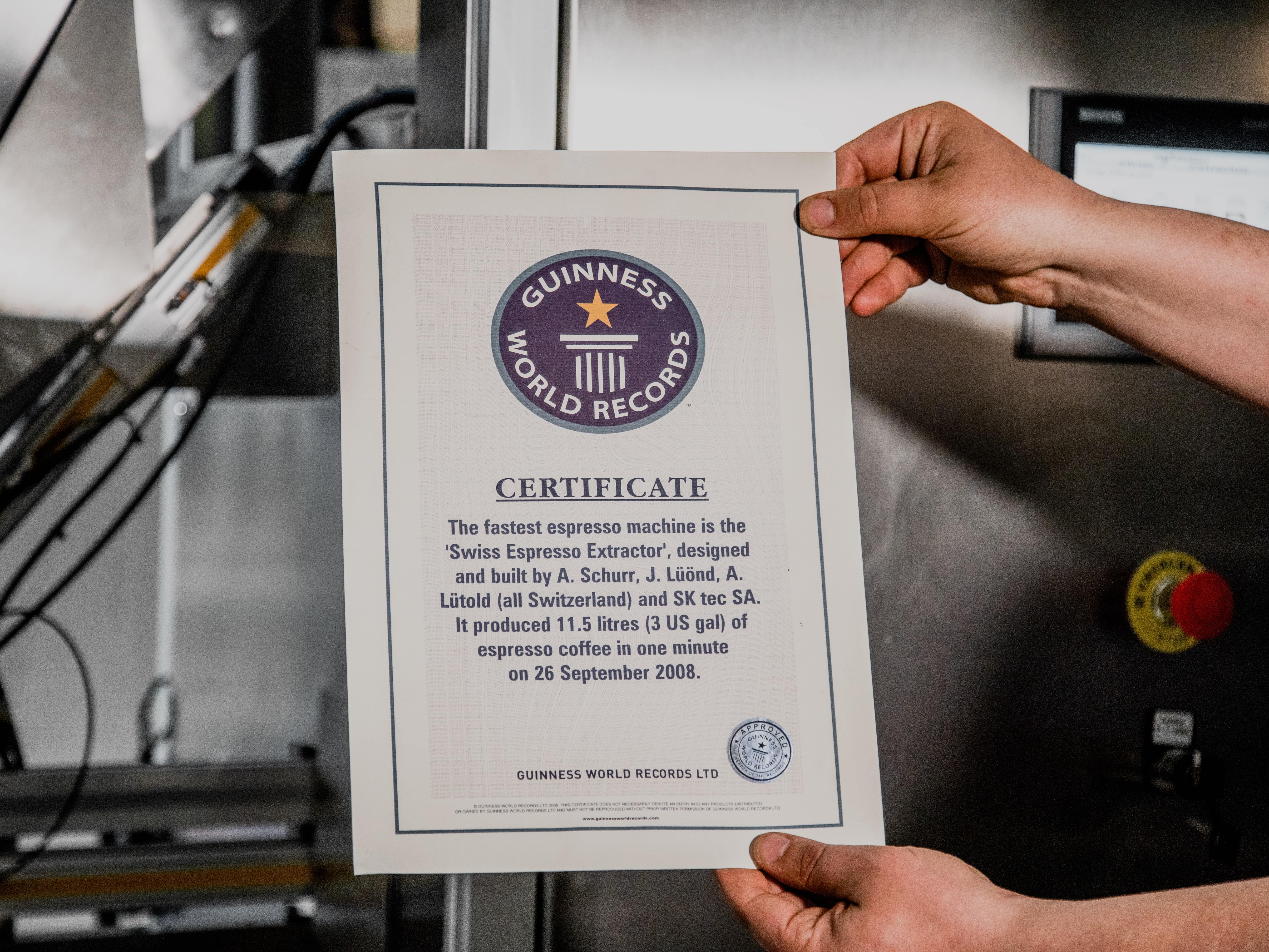 certificate of the Guinness world record of the SWISS ESPRESSO EXTRACTOR